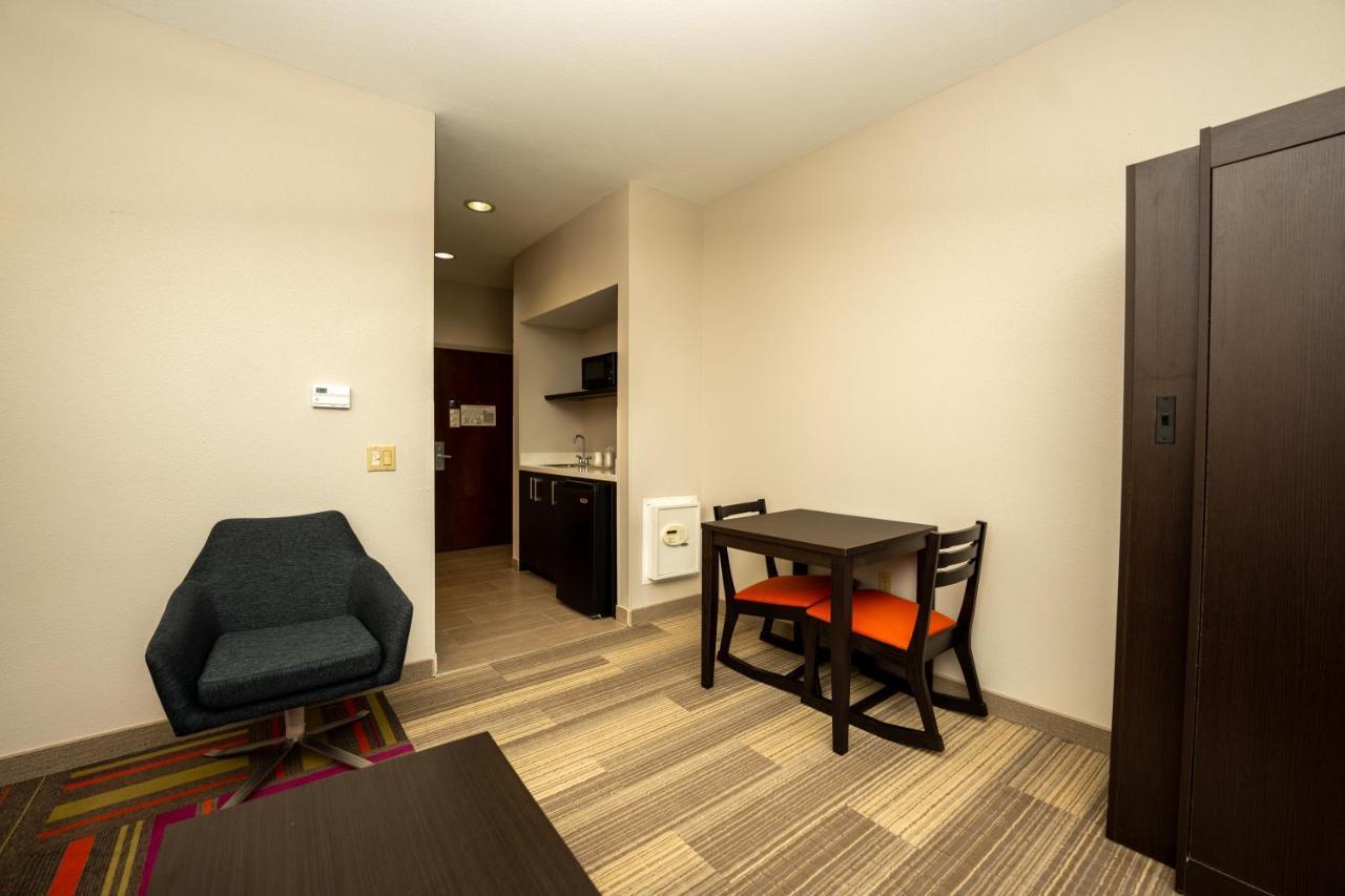 Holiday Inn Express & Suites Deer Park By Ihg Zewnętrze zdjęcie