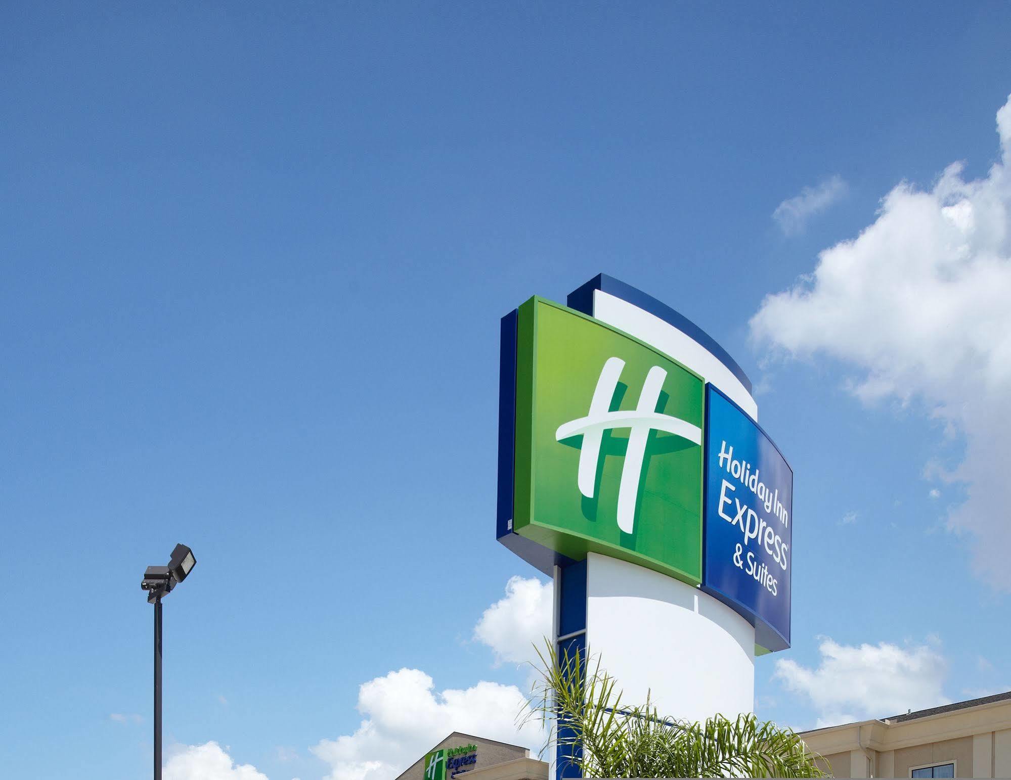 Holiday Inn Express & Suites Deer Park By Ihg Zewnętrze zdjęcie